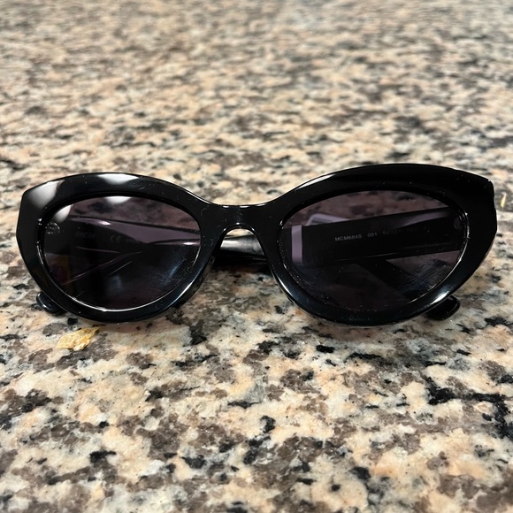 NWT MCM Black & Gold 684 S 001 Cat Eye 54mm Sunglasses! - Picture 2 of 10